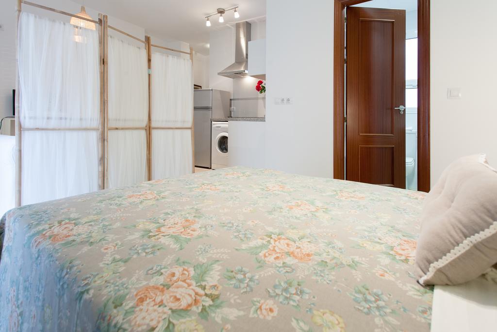 Apartamentos San Lorenzo เซบีญา ภายนอก รูปภาพ