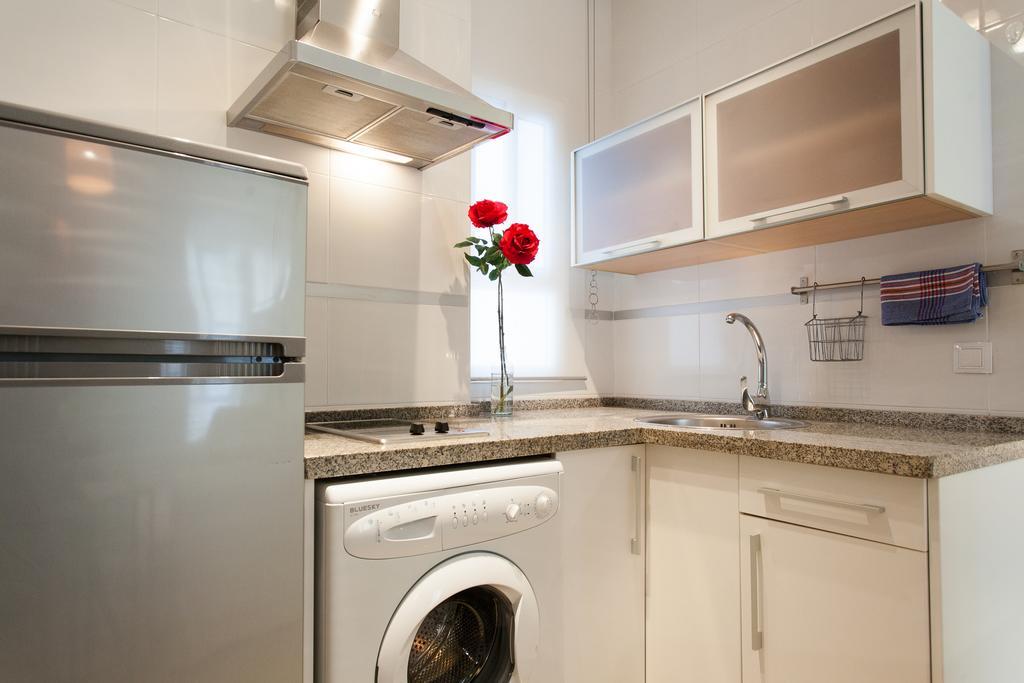 Apartamentos San Lorenzo เซบีญา ภายนอก รูปภาพ