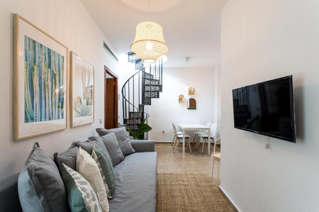 Apartamentos San Lorenzo เซบีญา ภายนอก รูปภาพ
