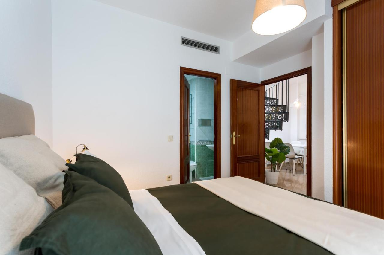 Apartamentos San Lorenzo เซบีญา ภายนอก รูปภาพ